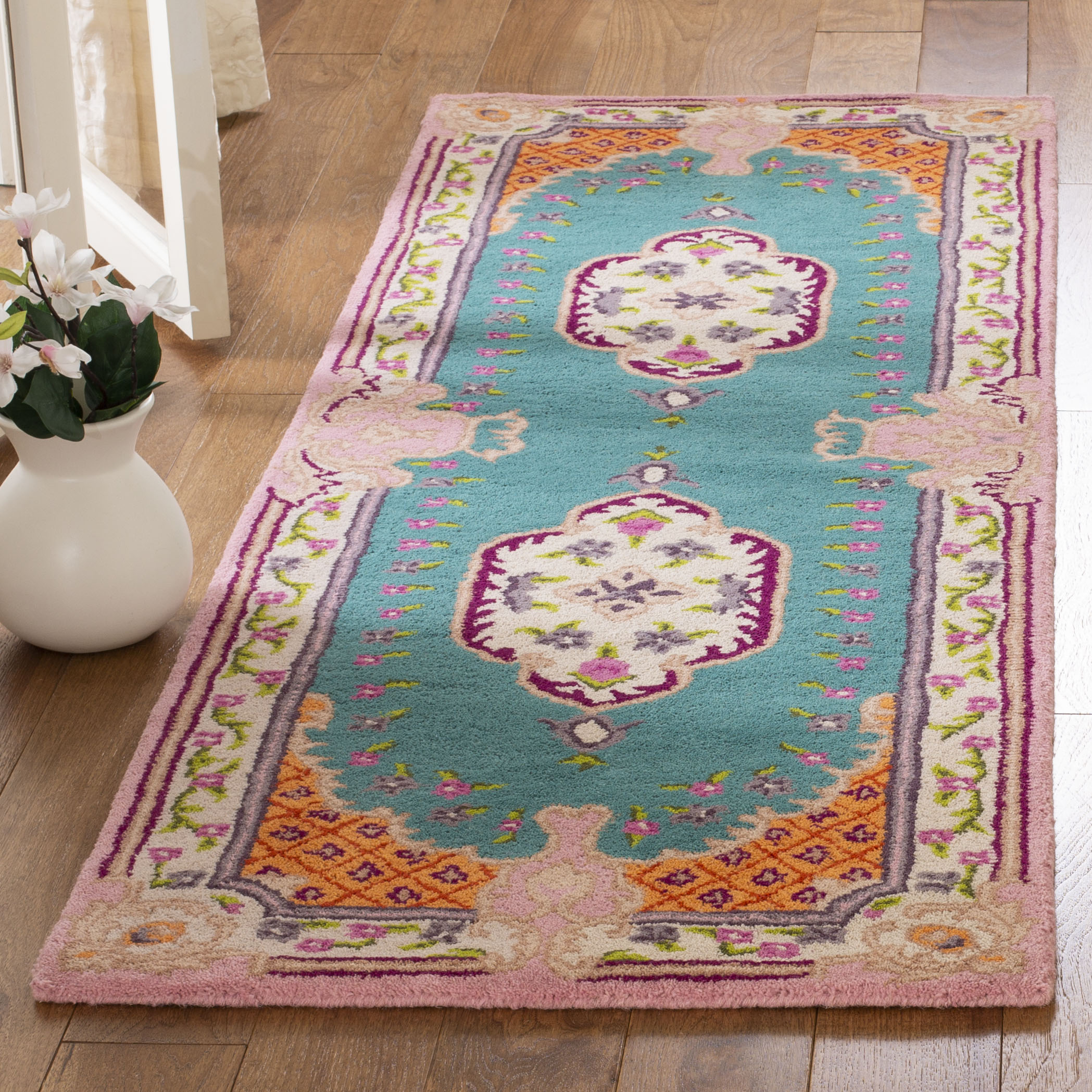 Safavieh Hand Tufted Bellagio Collection Blue / Pink Area Rugs