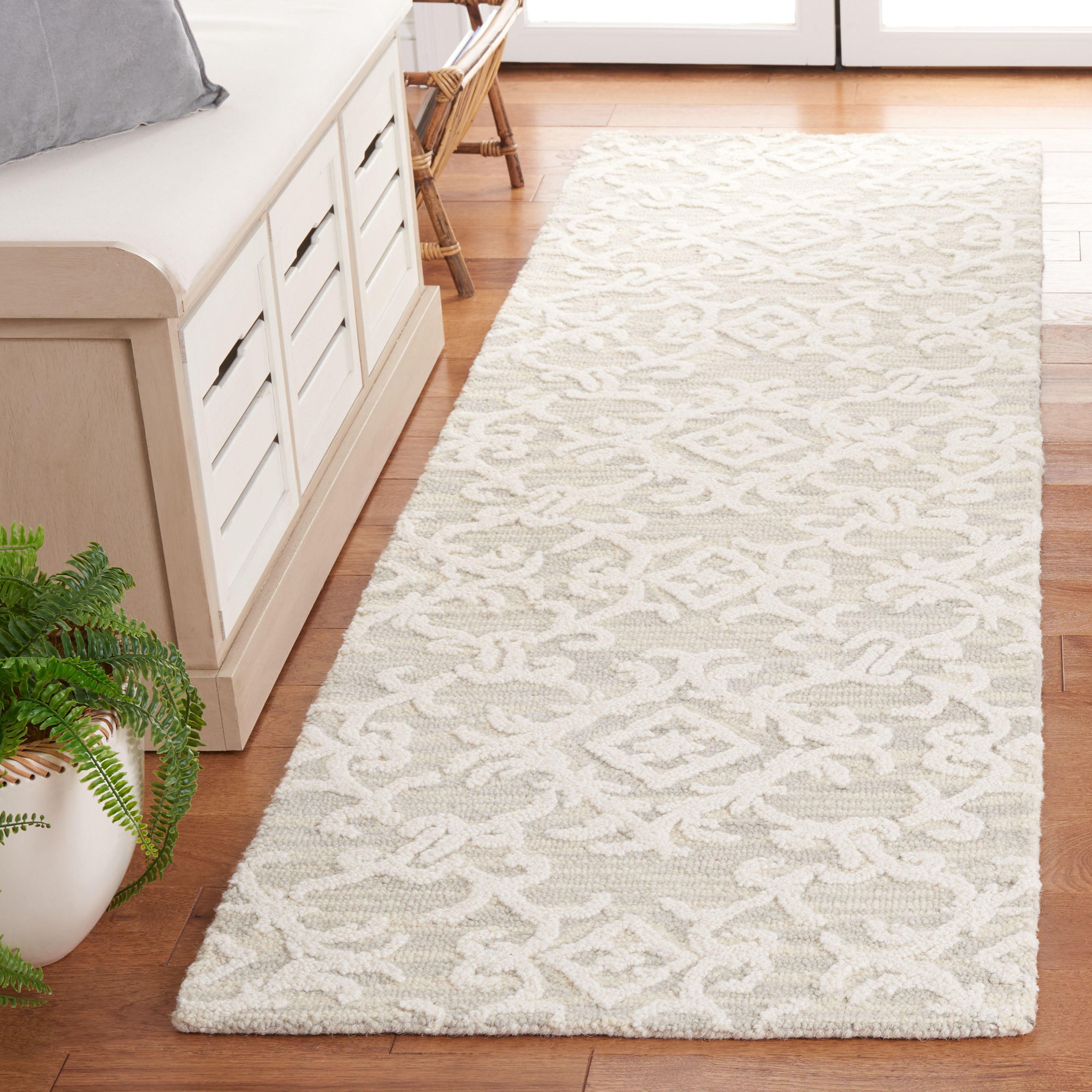 Safavieh Blossom GREY / IVORY Area Rug BLM104A